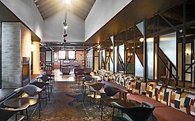 Amora Herencia Riverwalk Melbourne